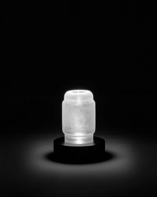 Luce black and white vase/table lamp