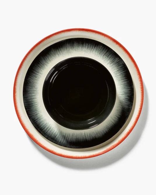 White/Black Starter Plate Variation 4 Dice