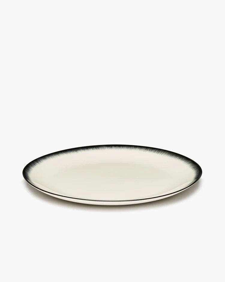 White/Black Dinner Plate Variation 3 Dice