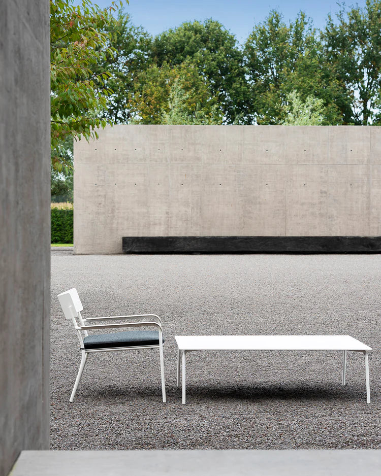 August Sable Outdoor Coffee Table 