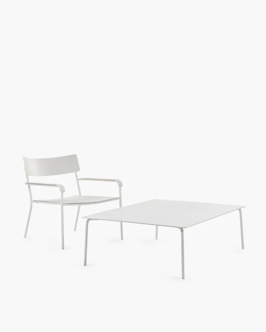 August Sable Outdoor Coffee Table 