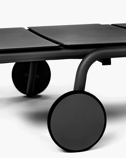 Auguste Black Aluminum Deckchair