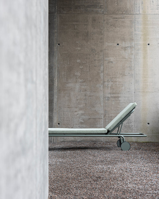 Auguste Green Aluminum Deckchair