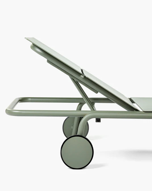Auguste Green Aluminum Deckchair