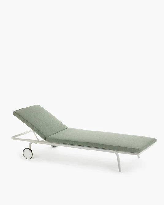 Auguste Sable aluminum deckchair