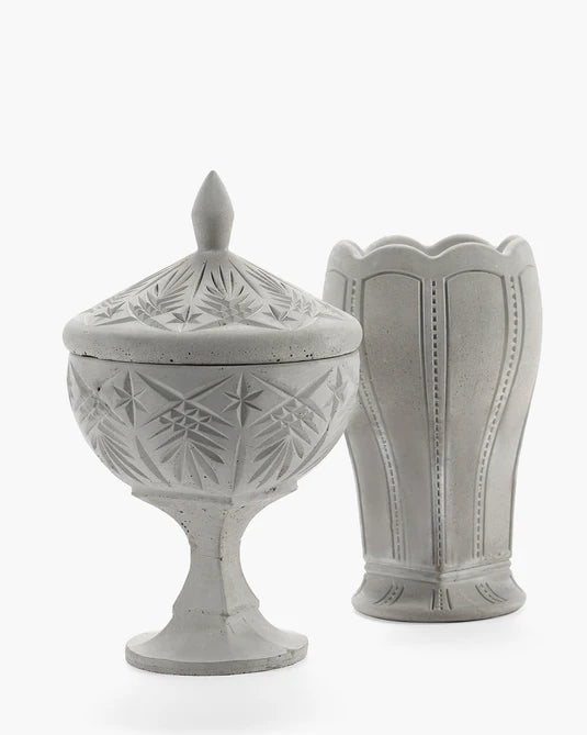 Vaas met glazen buis 05 beton Josephine