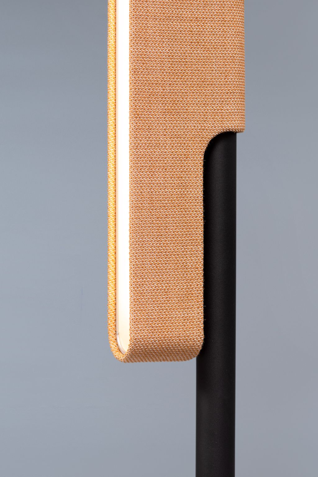 Ili Ili Coney Cone Suspension