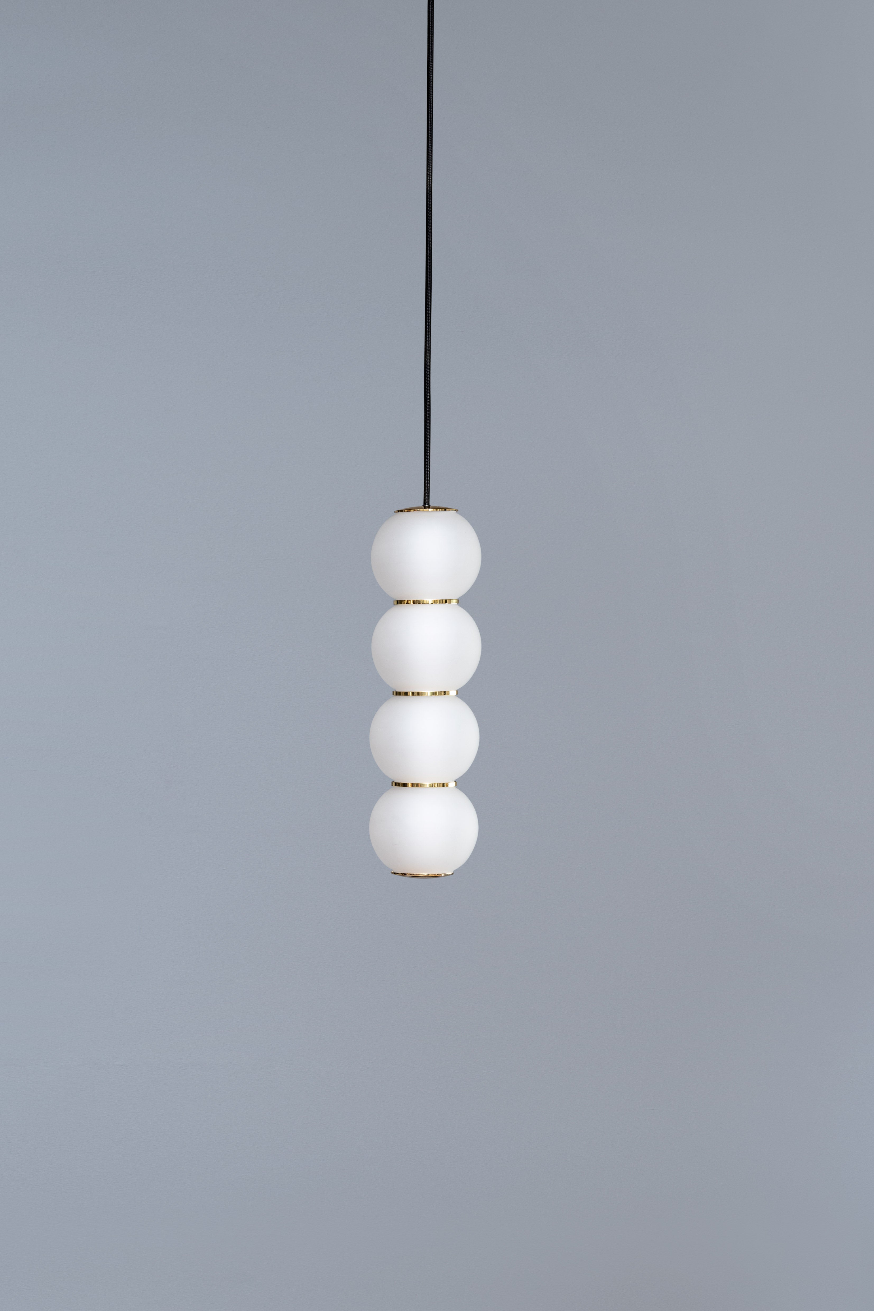 Ili Ili Coney Cone Suspension