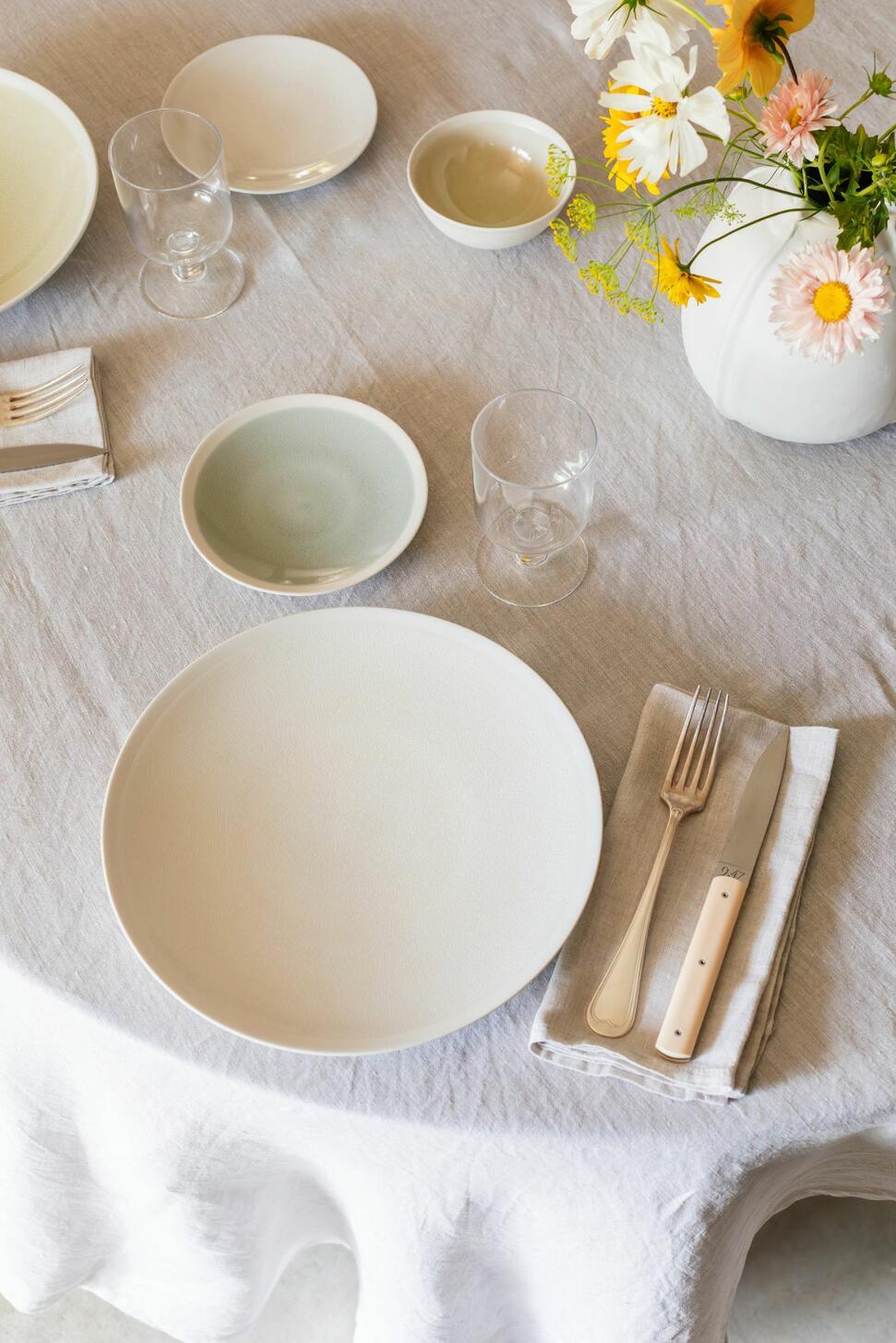 L Epure Quartz Plate