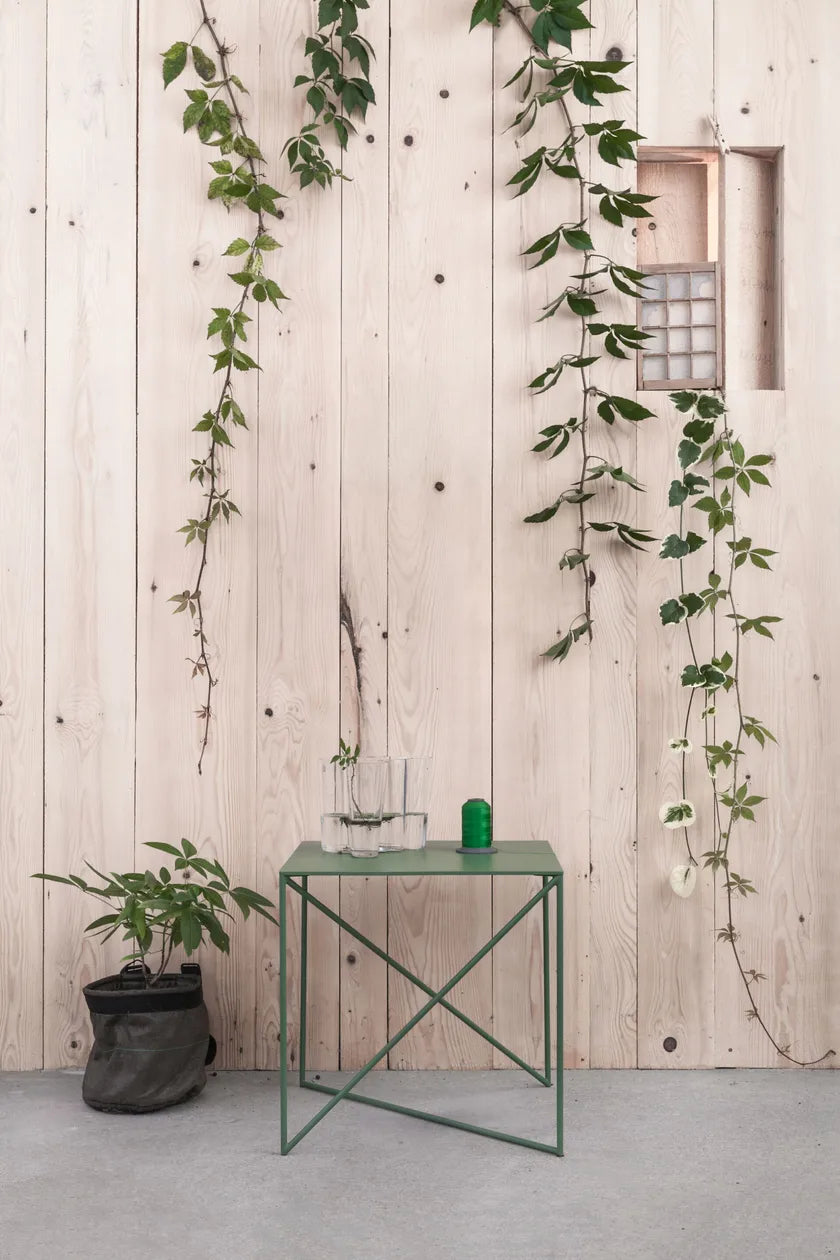 Dot S groene bijzettafel