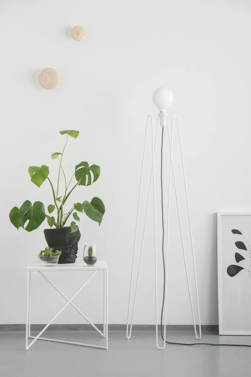 Dot S witte bijzettafel