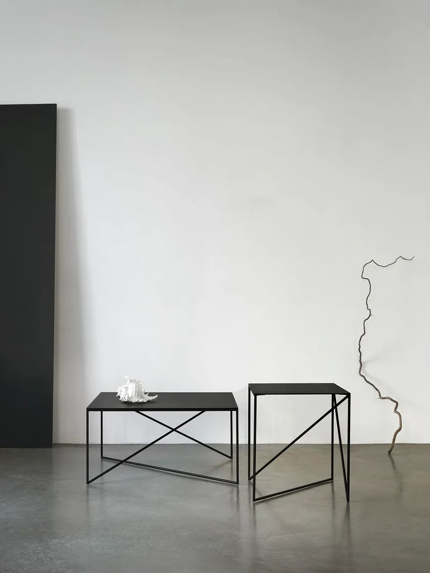 Dot S zwarte bijzettafel