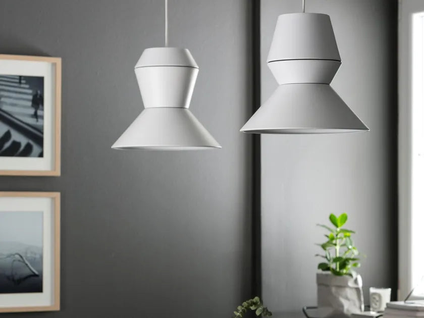 Ili Ili Prom Queen-hanger