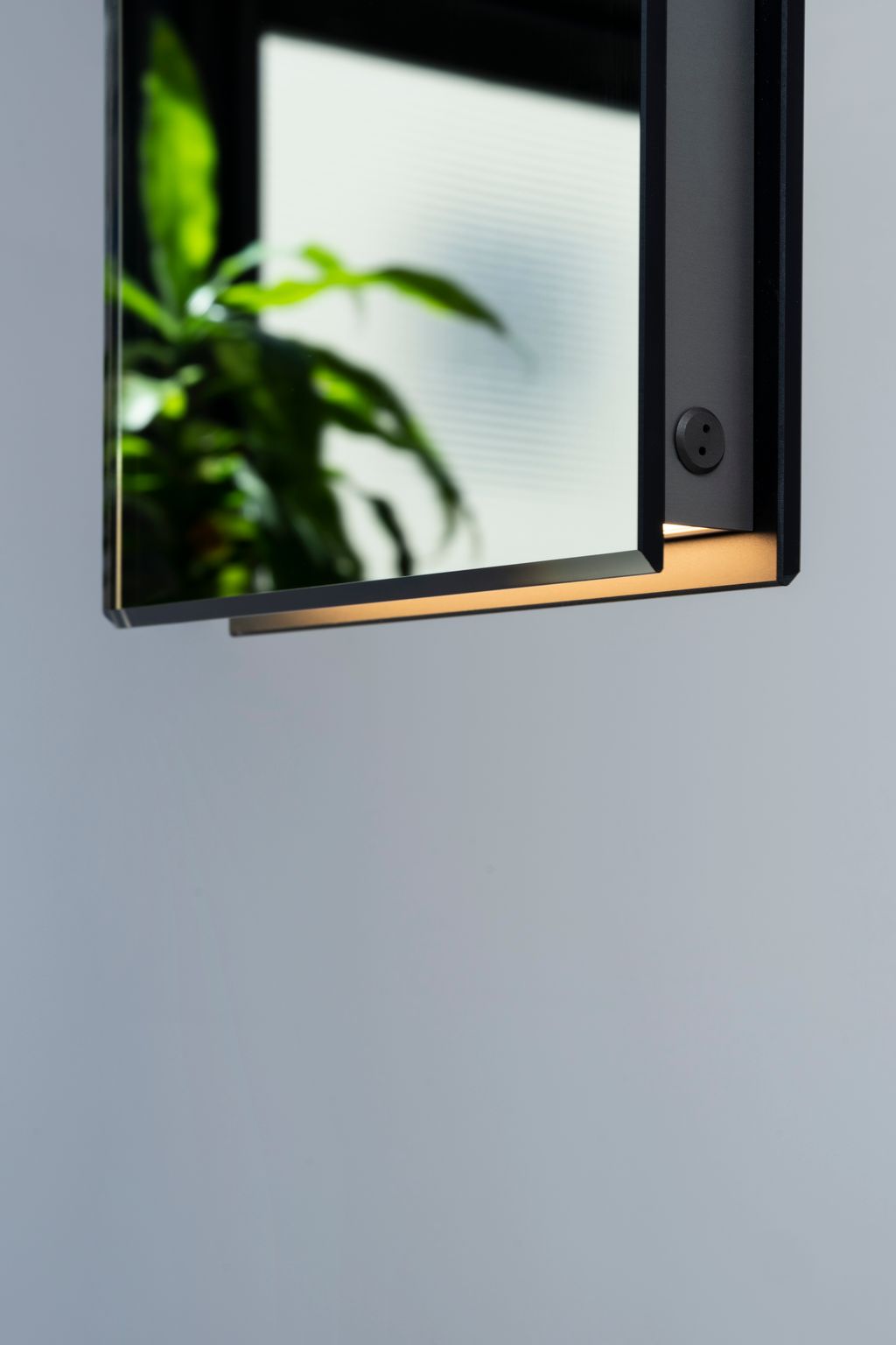 Ili Ili Coney Cone Suspension