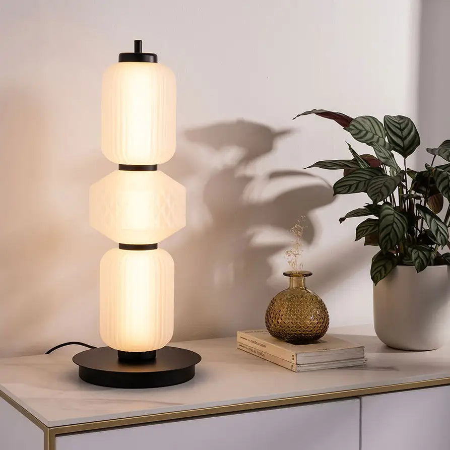 Zwarte Boheemse tafellamp