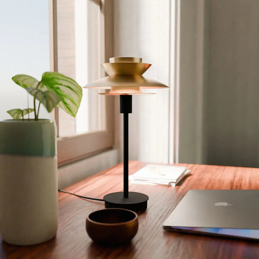 Dina table lamp