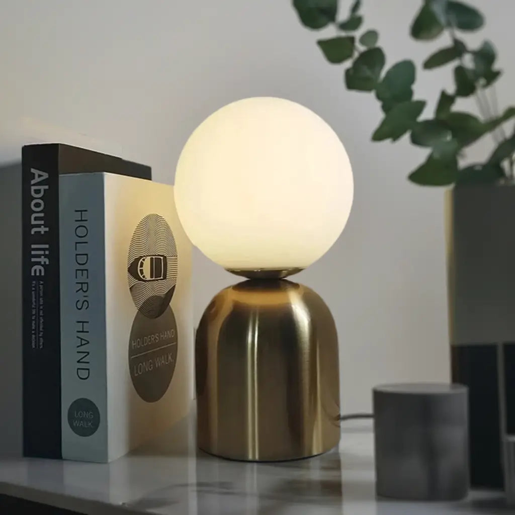 Nordic brass table lamp
