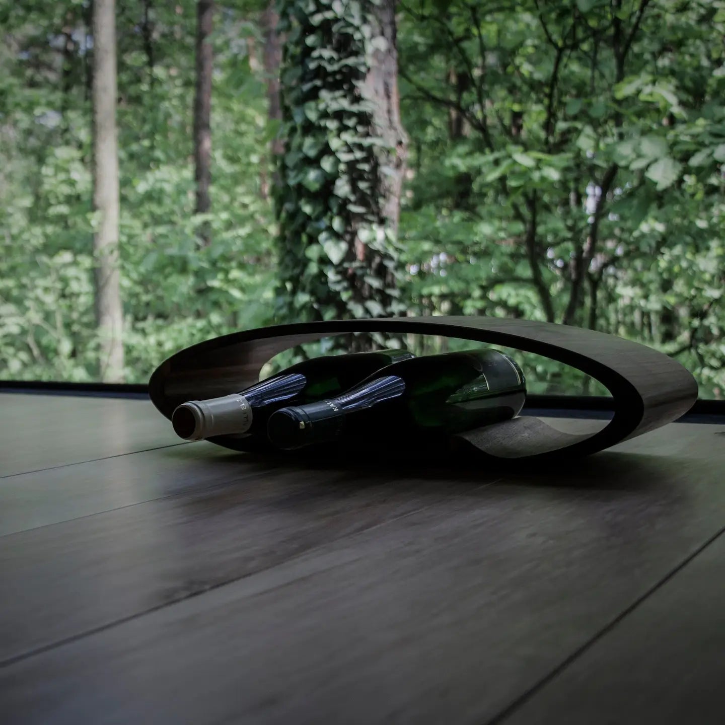 Ellipse walnotenhouten flessenrek