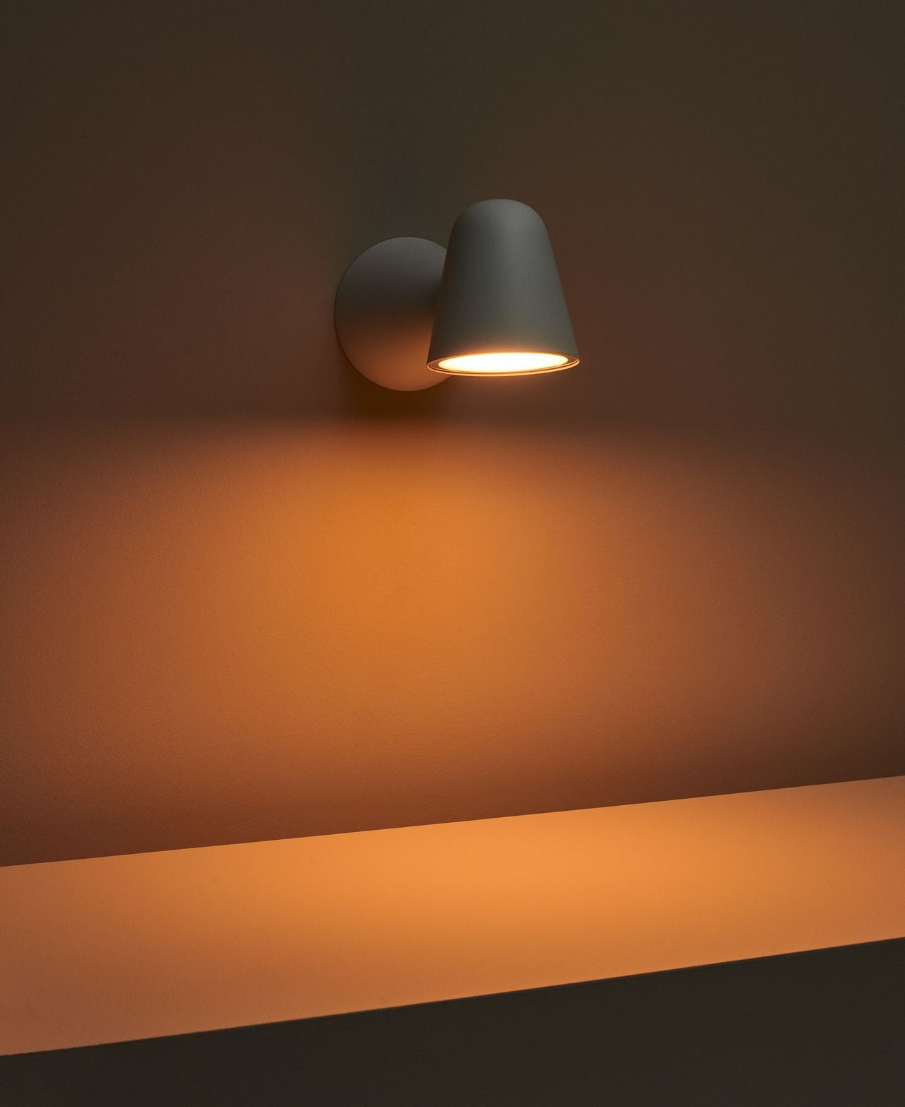 Ili Ili Coney Cone Suspension