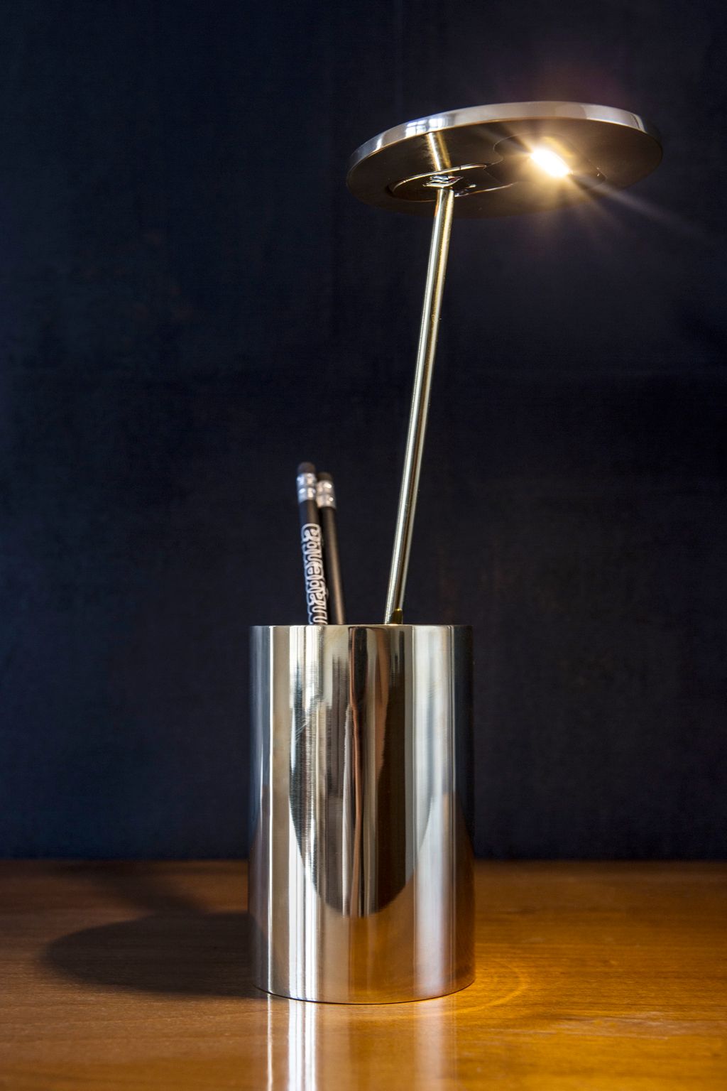 Ili Ili Coney Cone Suspension